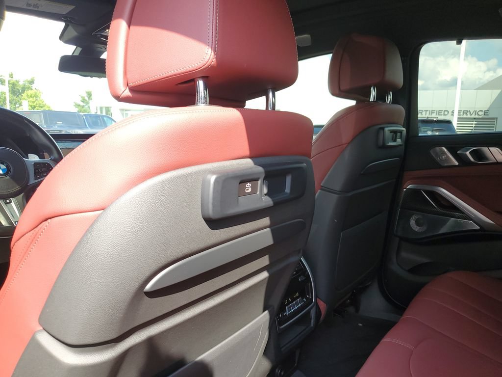 Used 2021 BMW X6 M50i w/ Executive Package AWD/4WD image 33