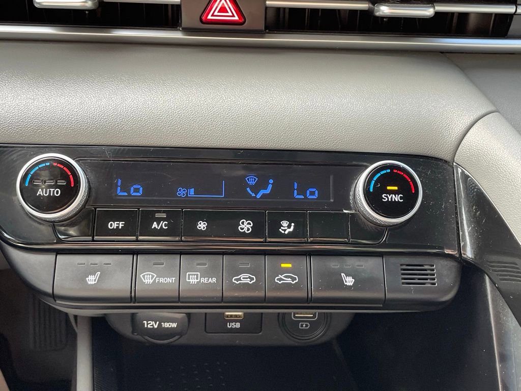 Used 2022 Hyundai Elantra SEL w/ Convenience Package FWD image 29