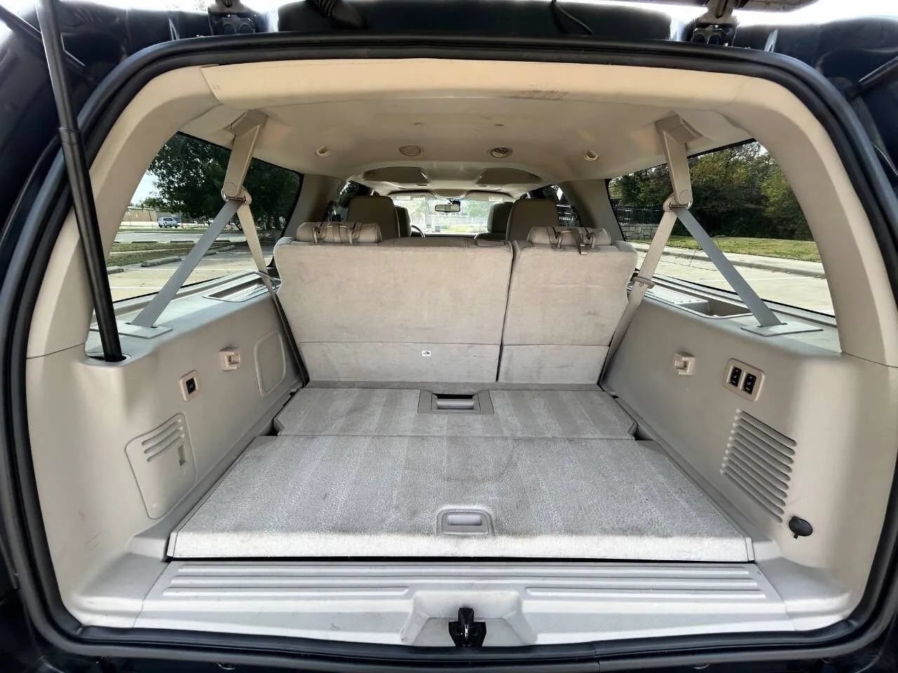 Used 2013 Ford Expedition EL Limited RWD image 11