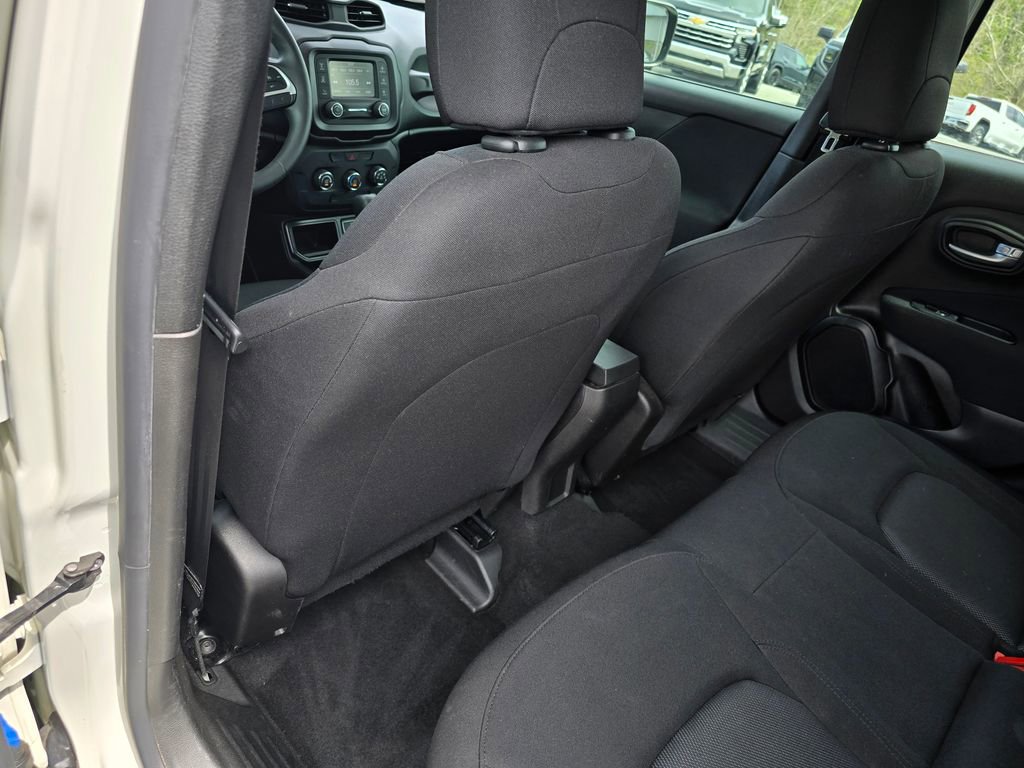 Used 2019 Jeep Renegade Sport image 24