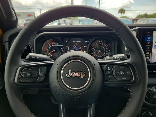 New 2026 Jeep Wrangler Unlimited Rubicon AWD/4WD image 15