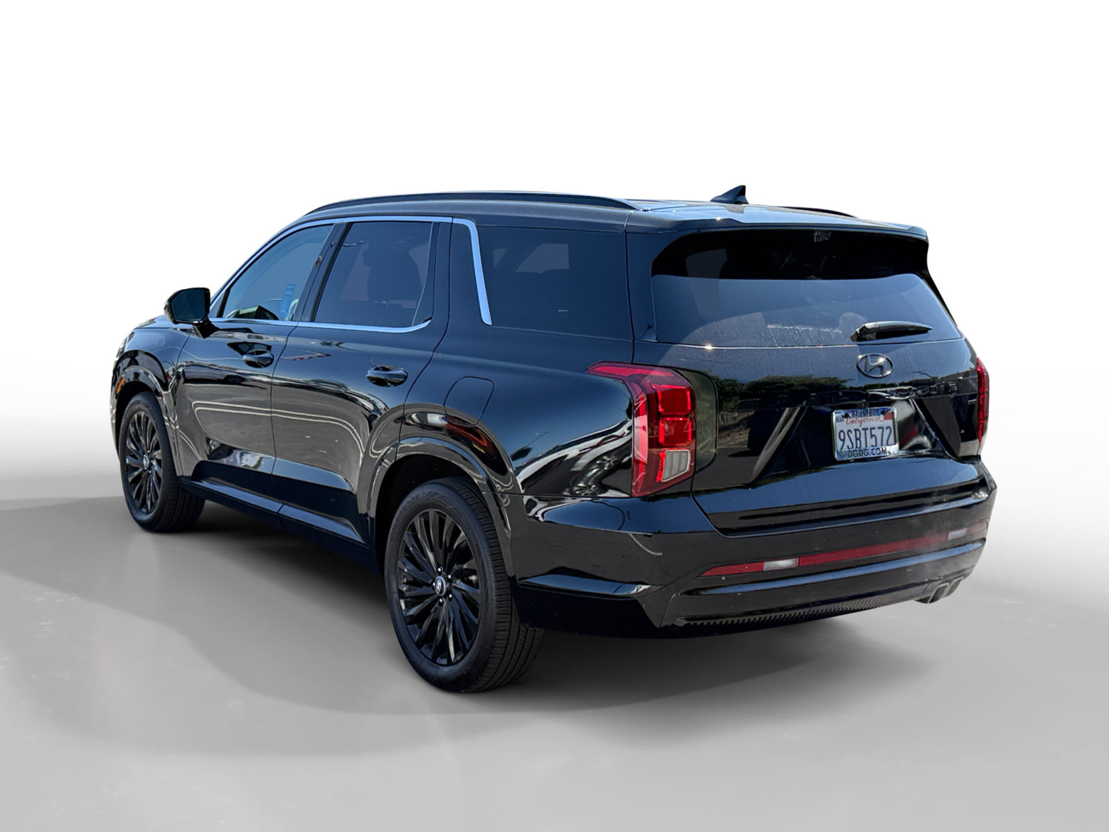 Used 2025 Hyundai Palisade Calligraphy AWD/4WD image 3