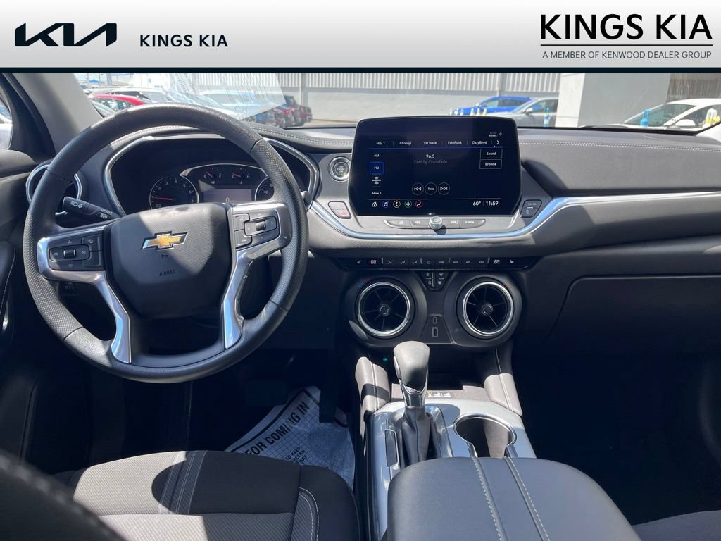 Used 2024 Chevrolet Blazer LT w/ Convenience Package FWD image 18
