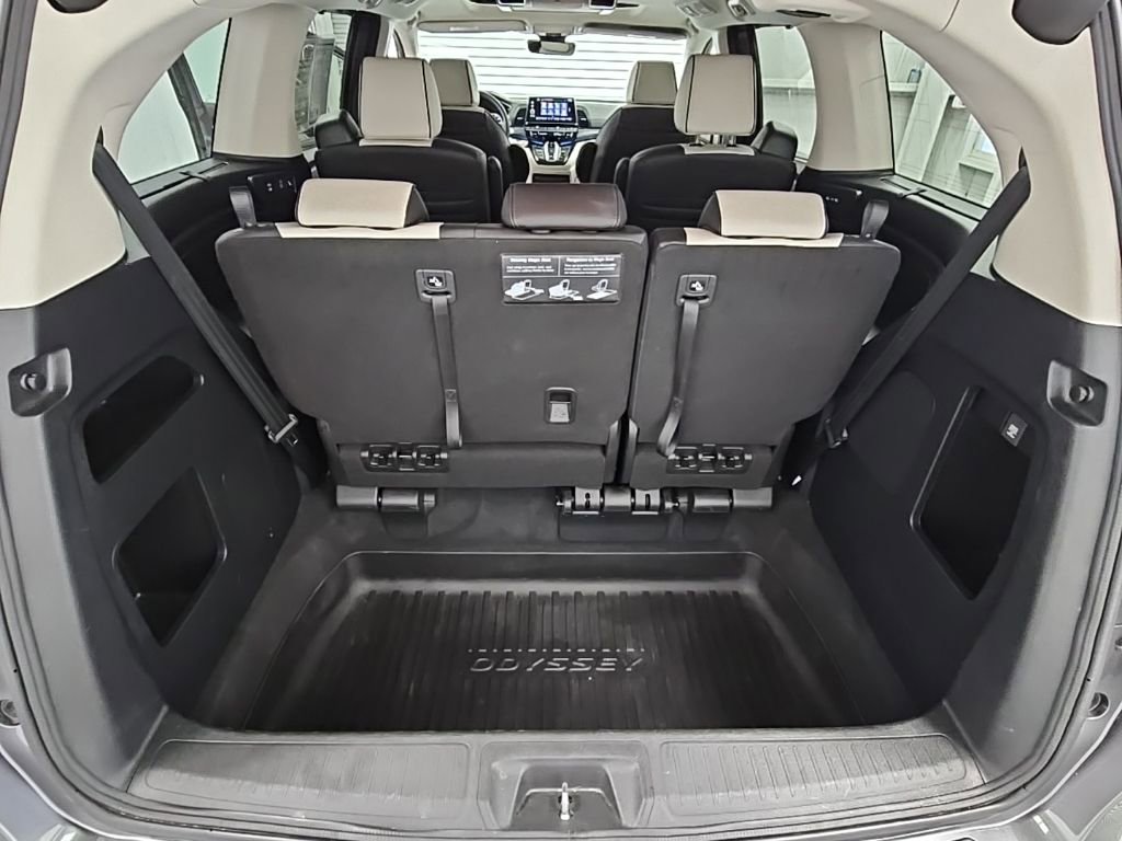Used 2025 Honda Odyssey Elite image 37