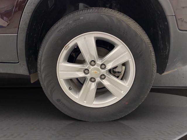 Used 2022 Chevrolet Trax LT w/ LT Convenience Package AWD/4WD image 39