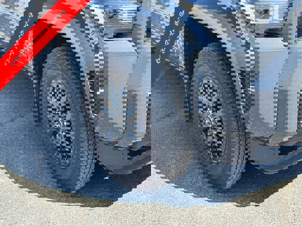 Used 2025 Toyota 4Runner SR5 image 7