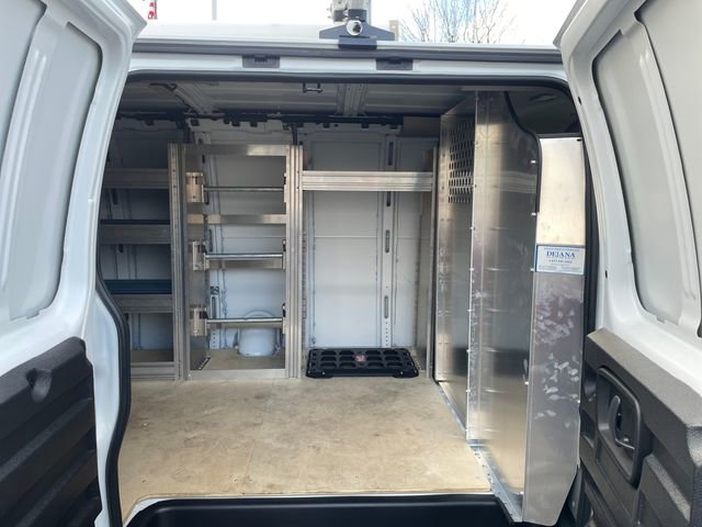 Used 2025 Chevrolet Express 2500 Extended w/ Communications Package image 33