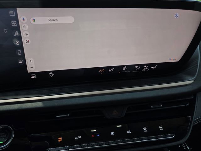 Used 2025 Buick Envision Sport Touring AWD/4WD image 10