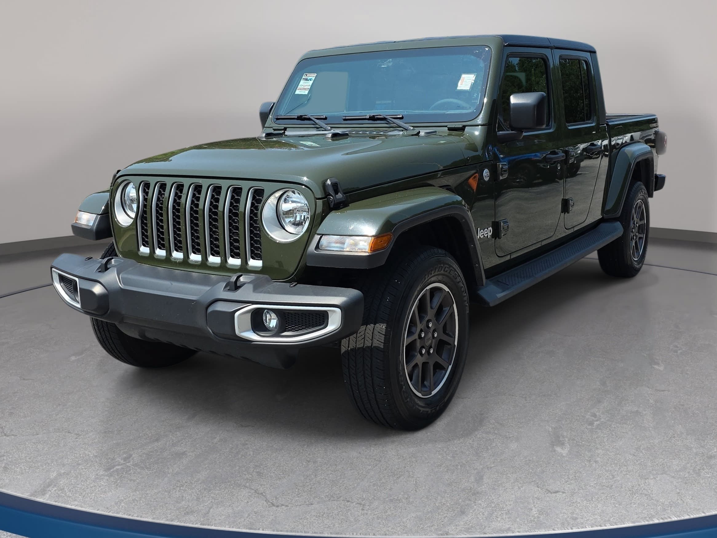 Certified 2023 Jeep Gladiator Overland w/ Popular Equipment Package AWD/4WD image 1