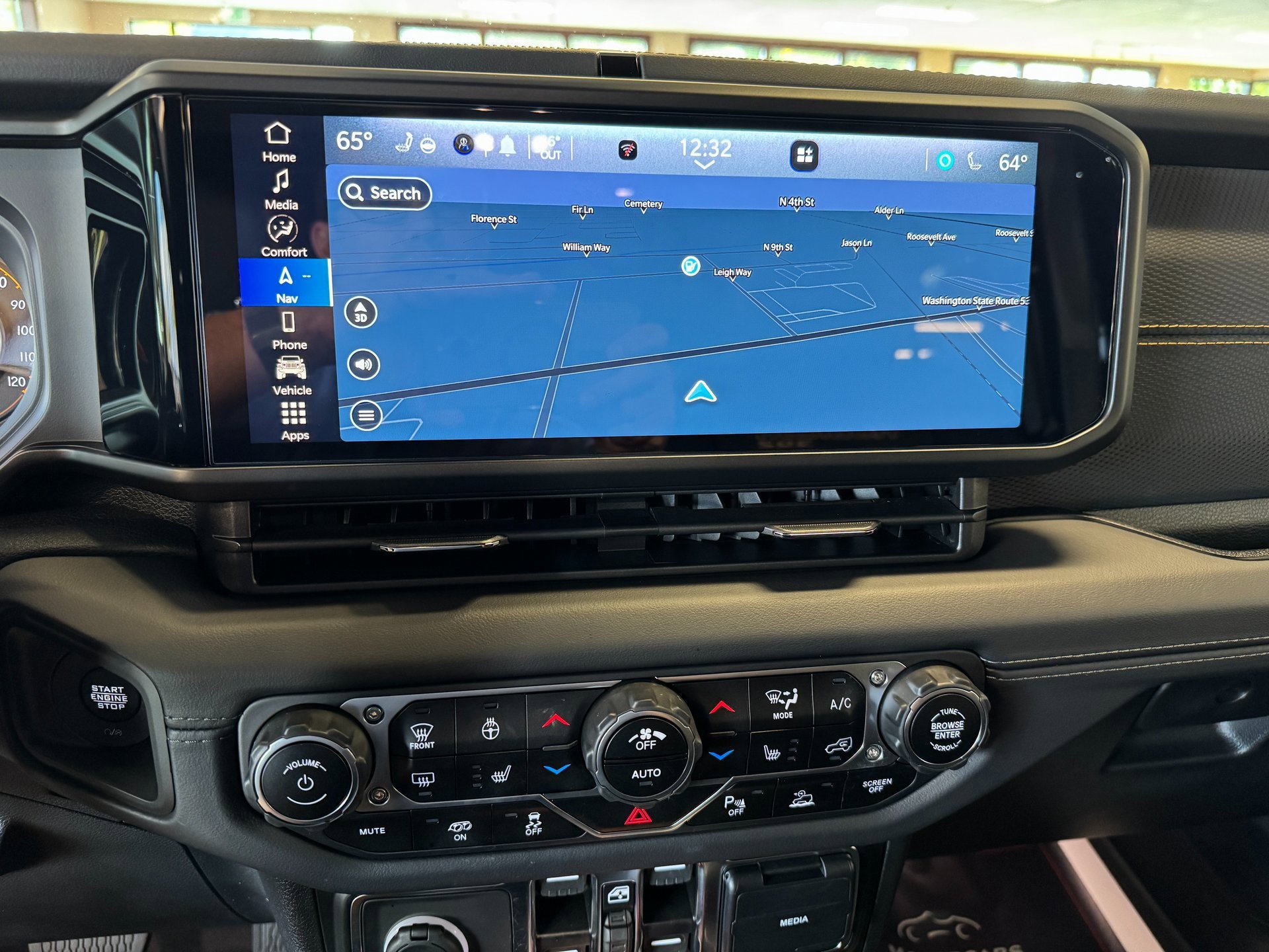 Used 2024 Jeep Wrangler Unlimited Rubicon 392 image 40