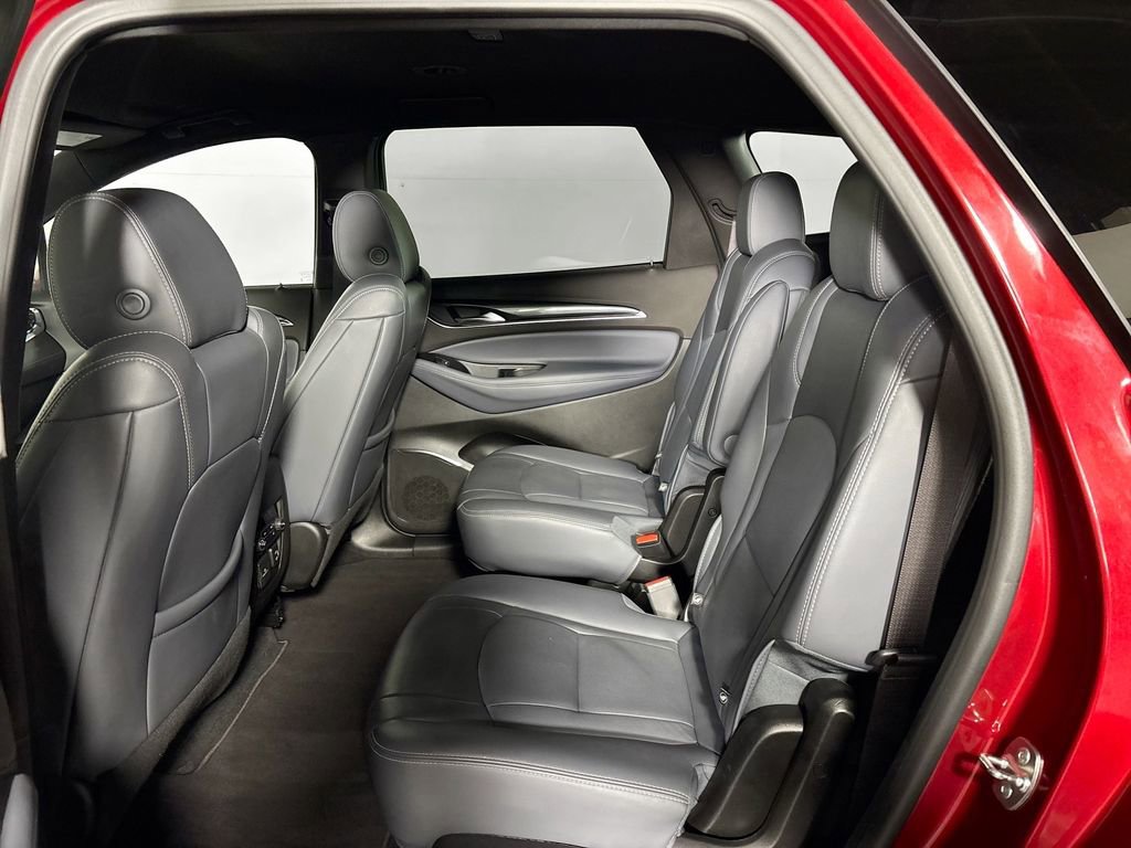 Used 2024 Buick Enclave Premium image 20