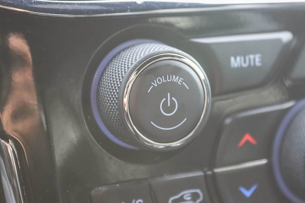 Used 2022 Jeep Grand Cherokee Laredo X image 34