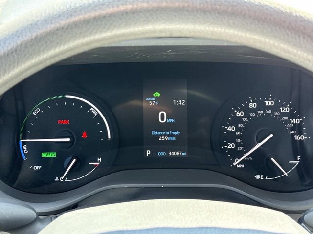 Used 2024 Toyota Sienna LE image 27