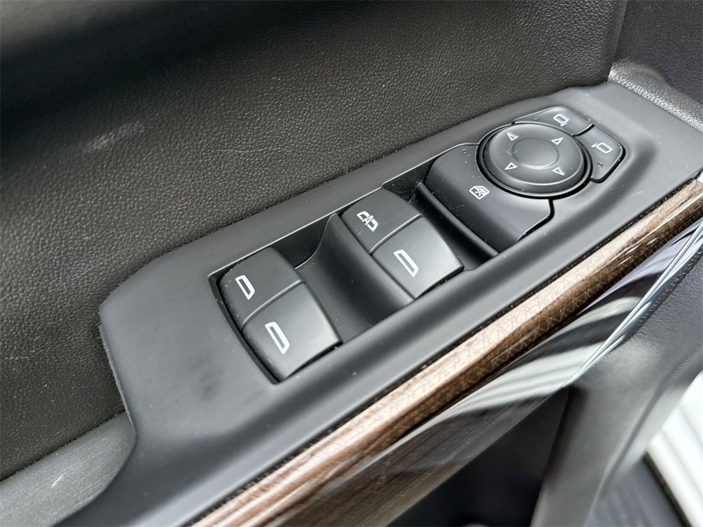 Used 2021 Chevrolet Silverado 1500 RST w/ Bed Protection Package image 13