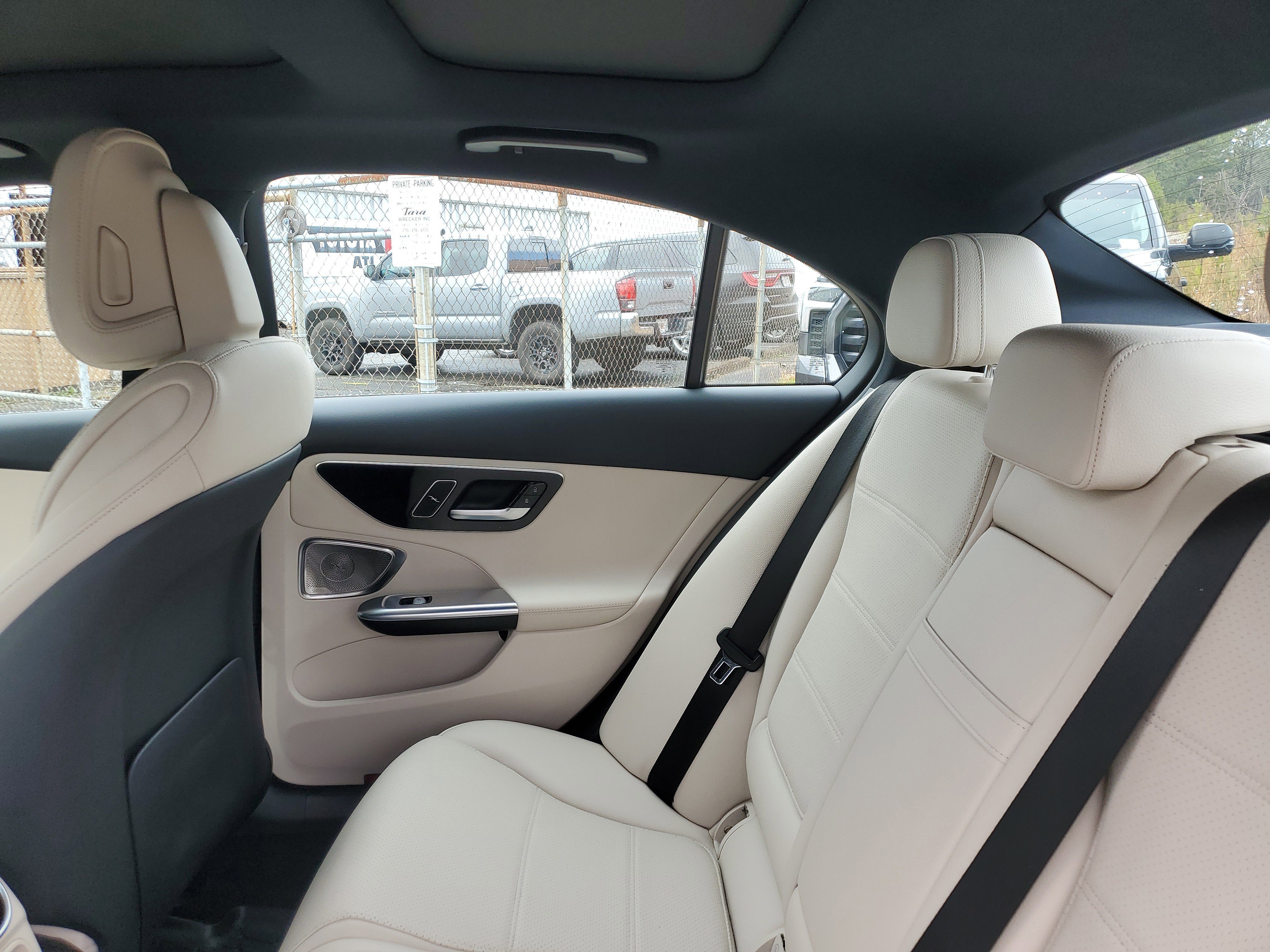 Used 2023 Mercedes-Benz C 300 Sedan image 10