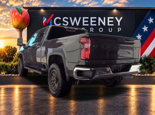 Used 2021 Chevrolet Silverado 2500 LTZ w/ LTZ Convenience Package AWD/4WD image 6