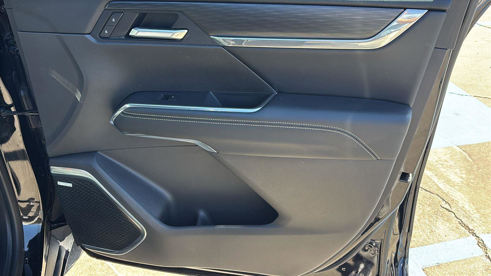 Certified 2025 GMC Acadia Elevation image 23