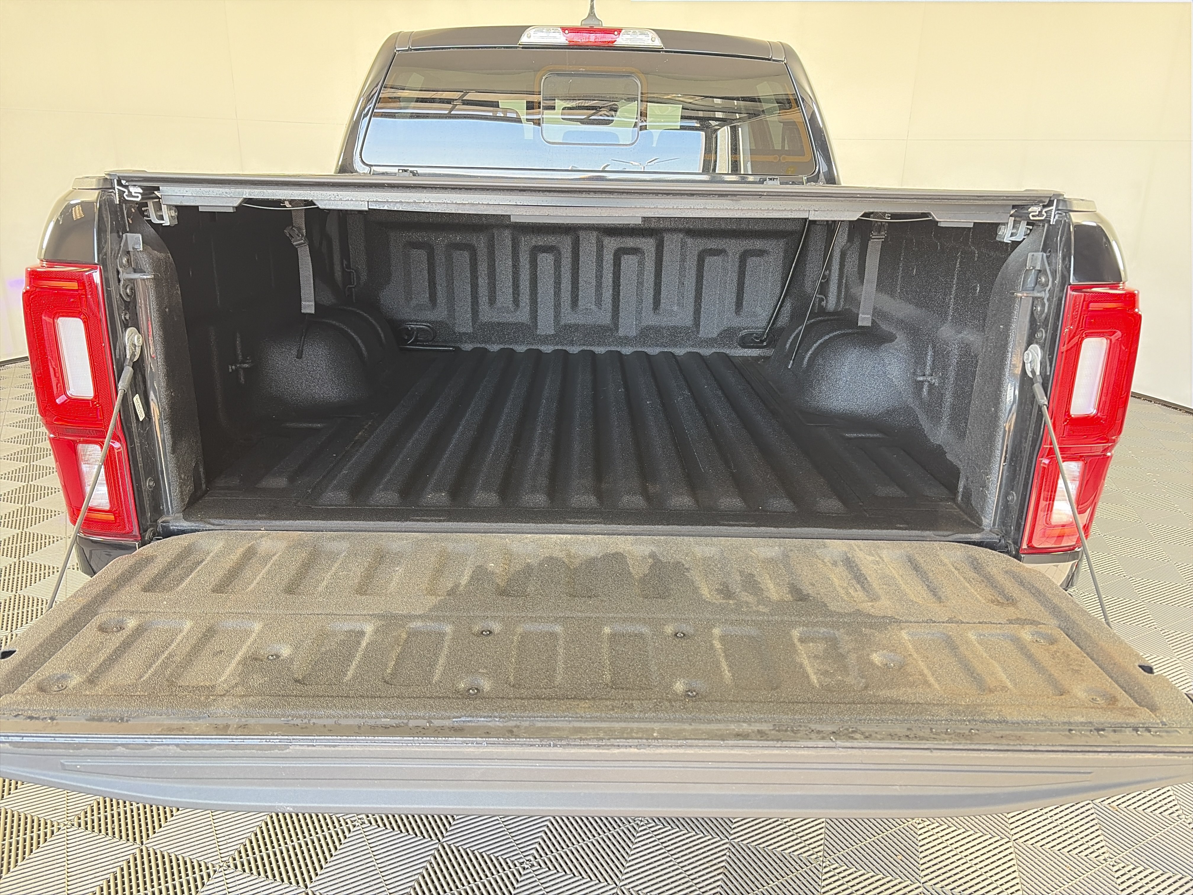 Used 2019 Ford Ranger XLT w/ Equipment Group 302A Luxury AWD/4WD image 15
