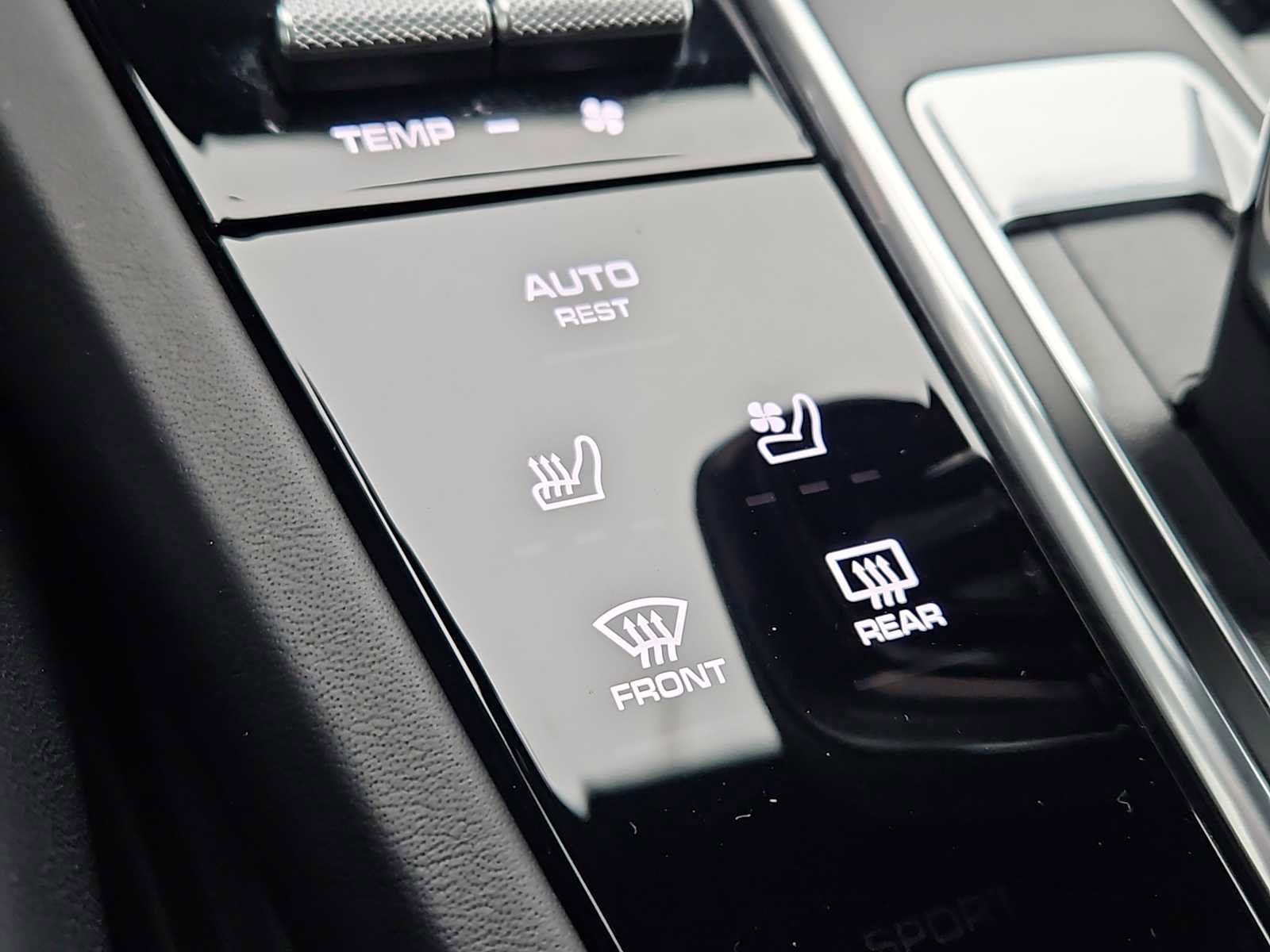 Certified 2023 Porsche Cayenne S image 30