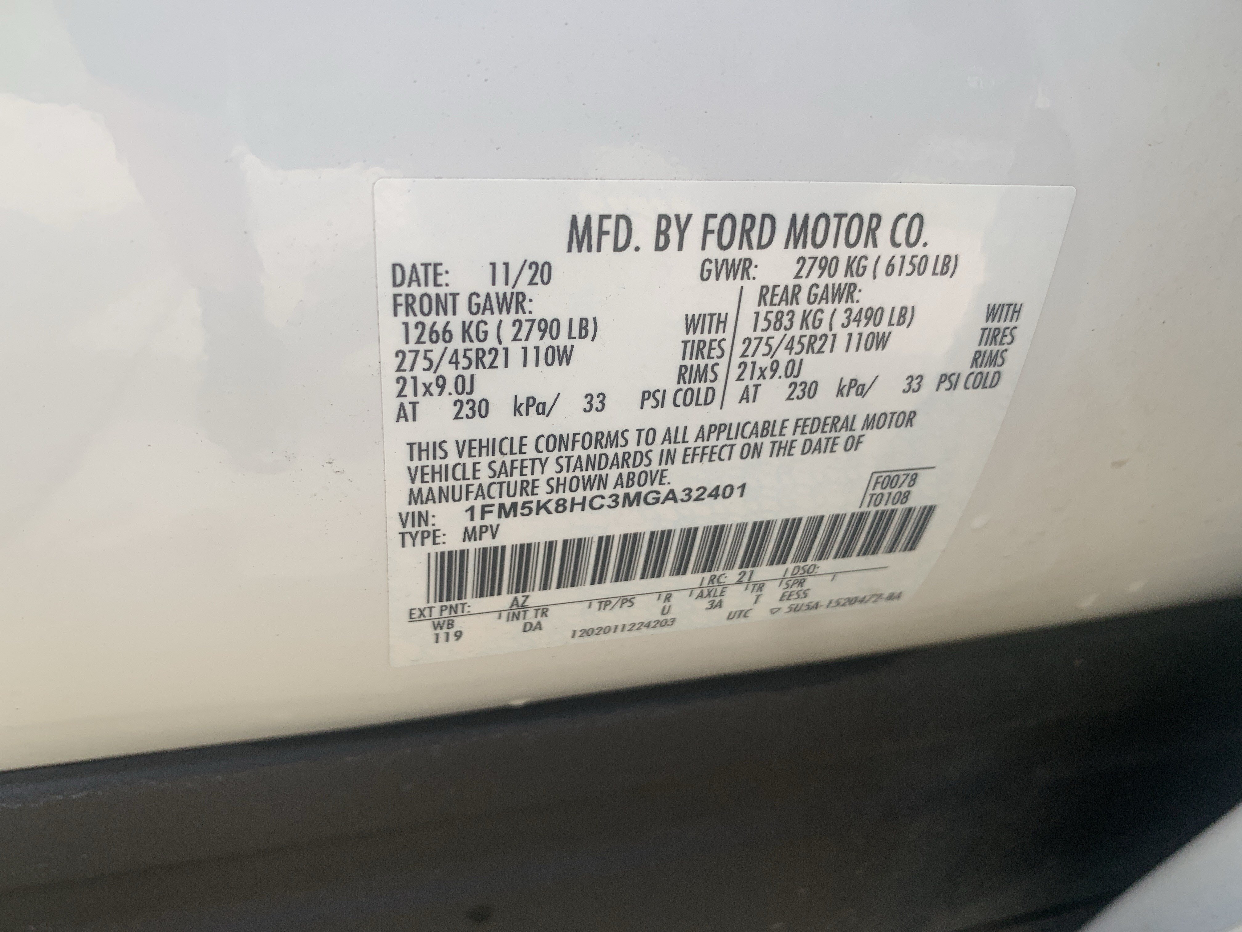Used 2021 Ford Explorer Platinum w/ Equipment Group 601A AWD/4WD image 36