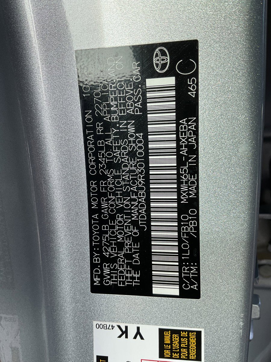 Used 2024 Toyota Prius LE image 32