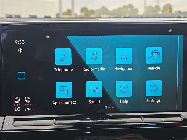 New 2026 Volkswagen Atlas Cross Sport SE image 19