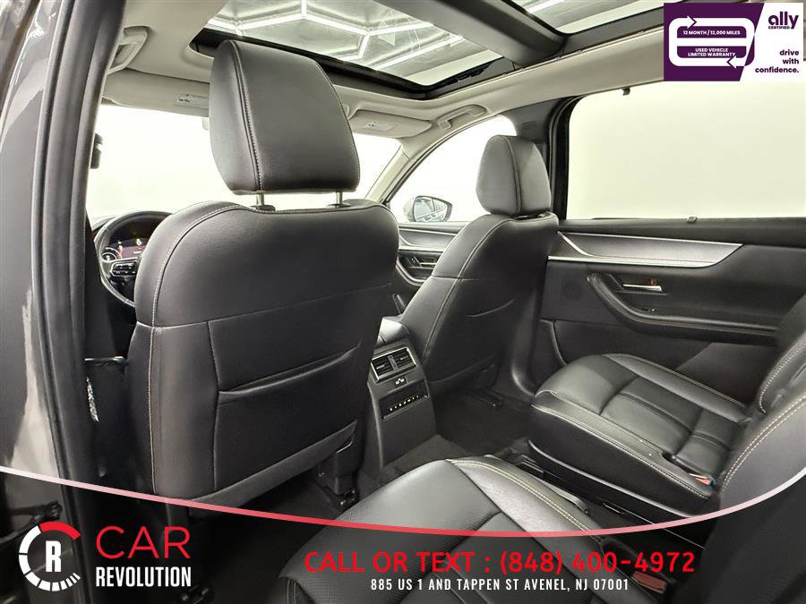 Used 2024 MAZDA CX-90 Plug-In Hybrid w/ Premium Pkg image 47