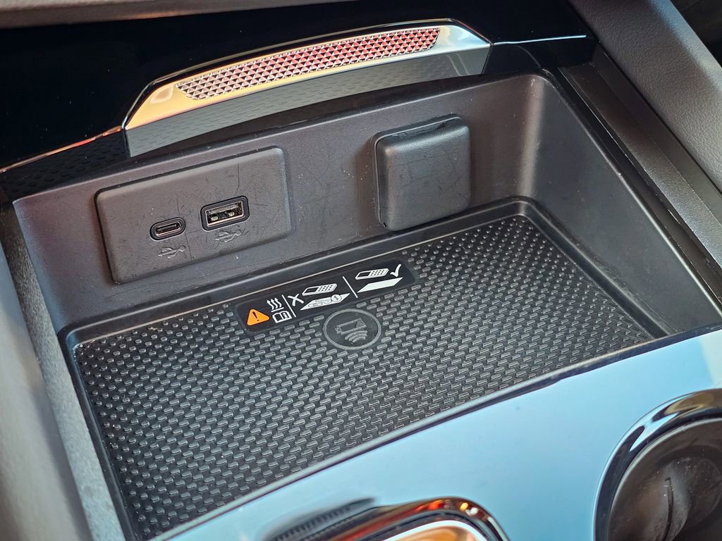 Certified 2025 Buick Envision Preferred image 27