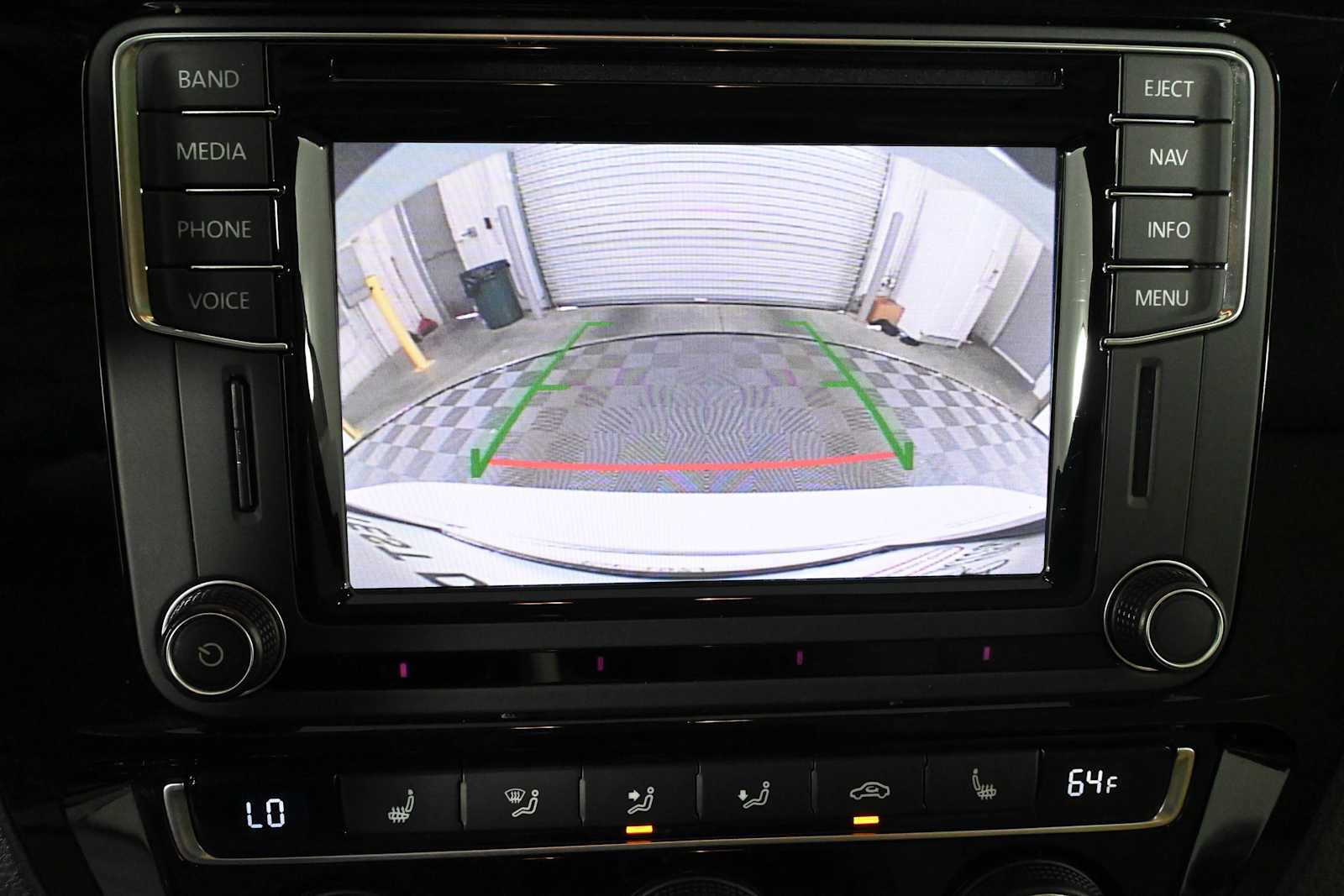 Used 2017 Volkswagen Jetta SEL FWD image 5