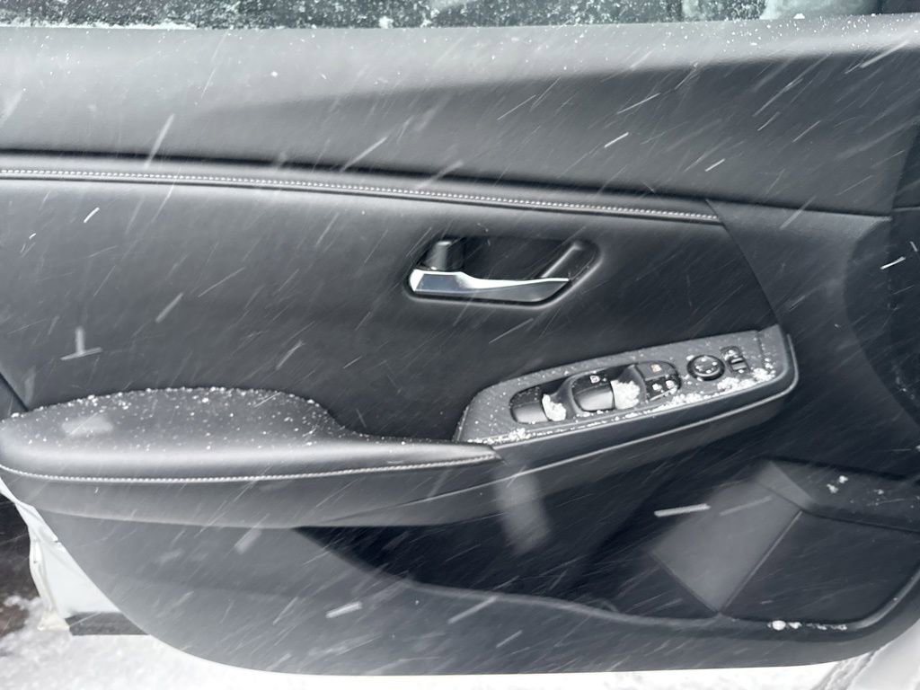 Used 2020 Nissan Sentra SV image 9