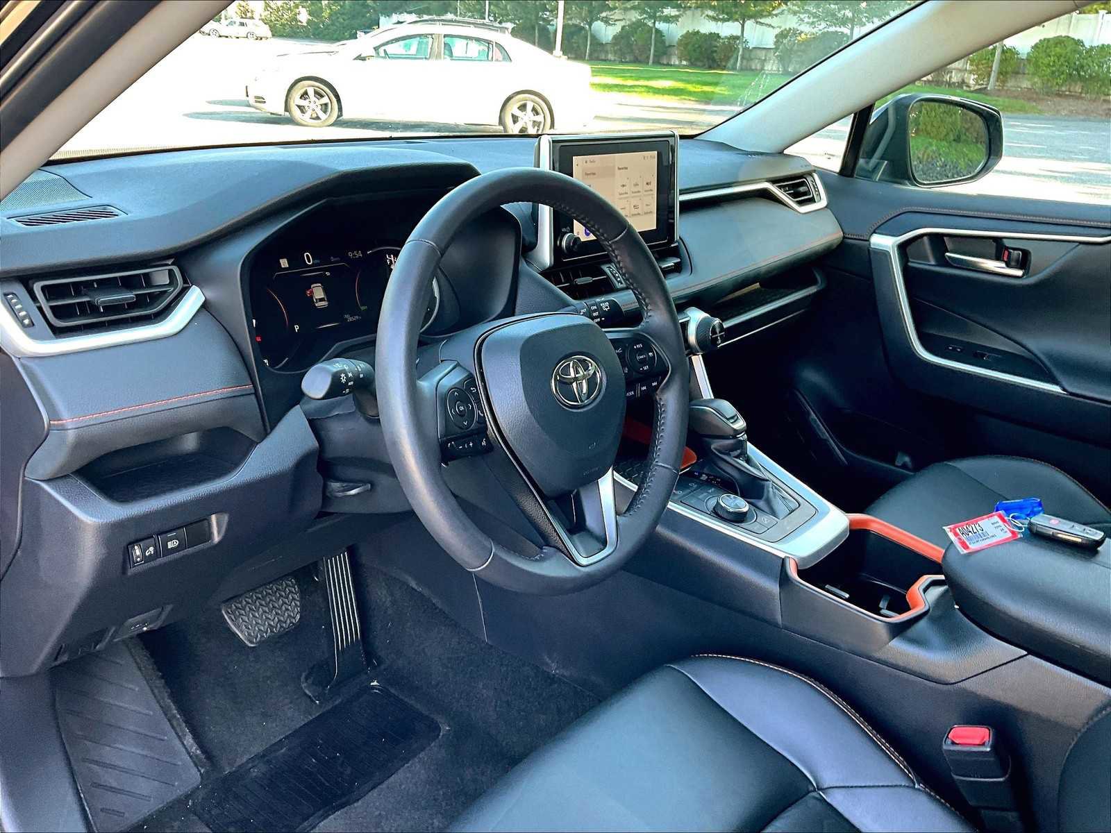 Used 2024 Toyota RAV4 Adventure image 2