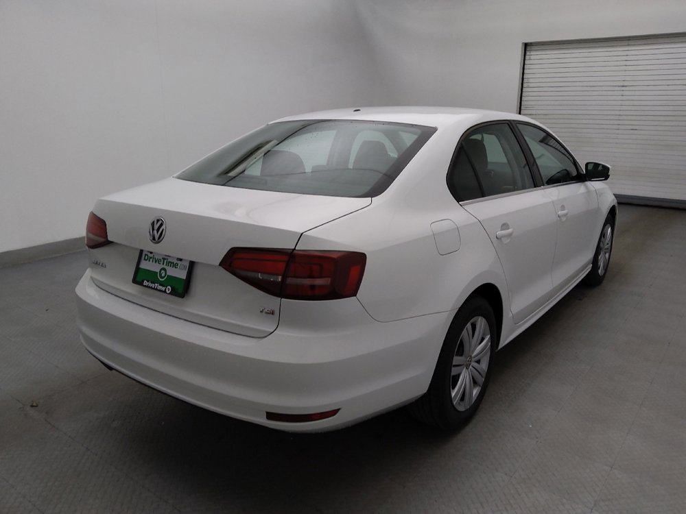 Used 2017 Volkswagen Jetta S image 9