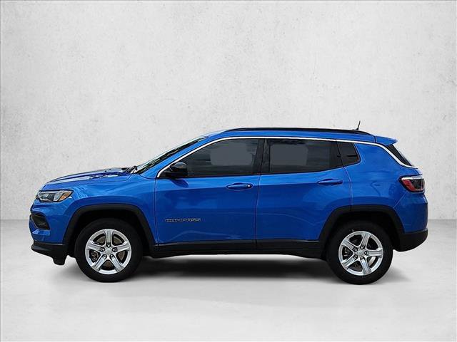 Used 2024 Jeep Compass Latitude AWD/4WD image 9