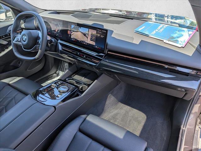 Used 2025 BMW 530i image 22