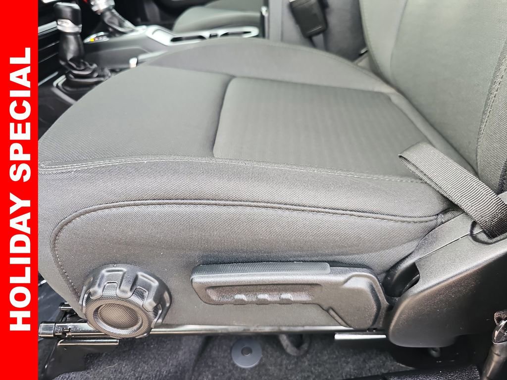 Used 2021 Jeep Wrangler Unlimited Sport image 29