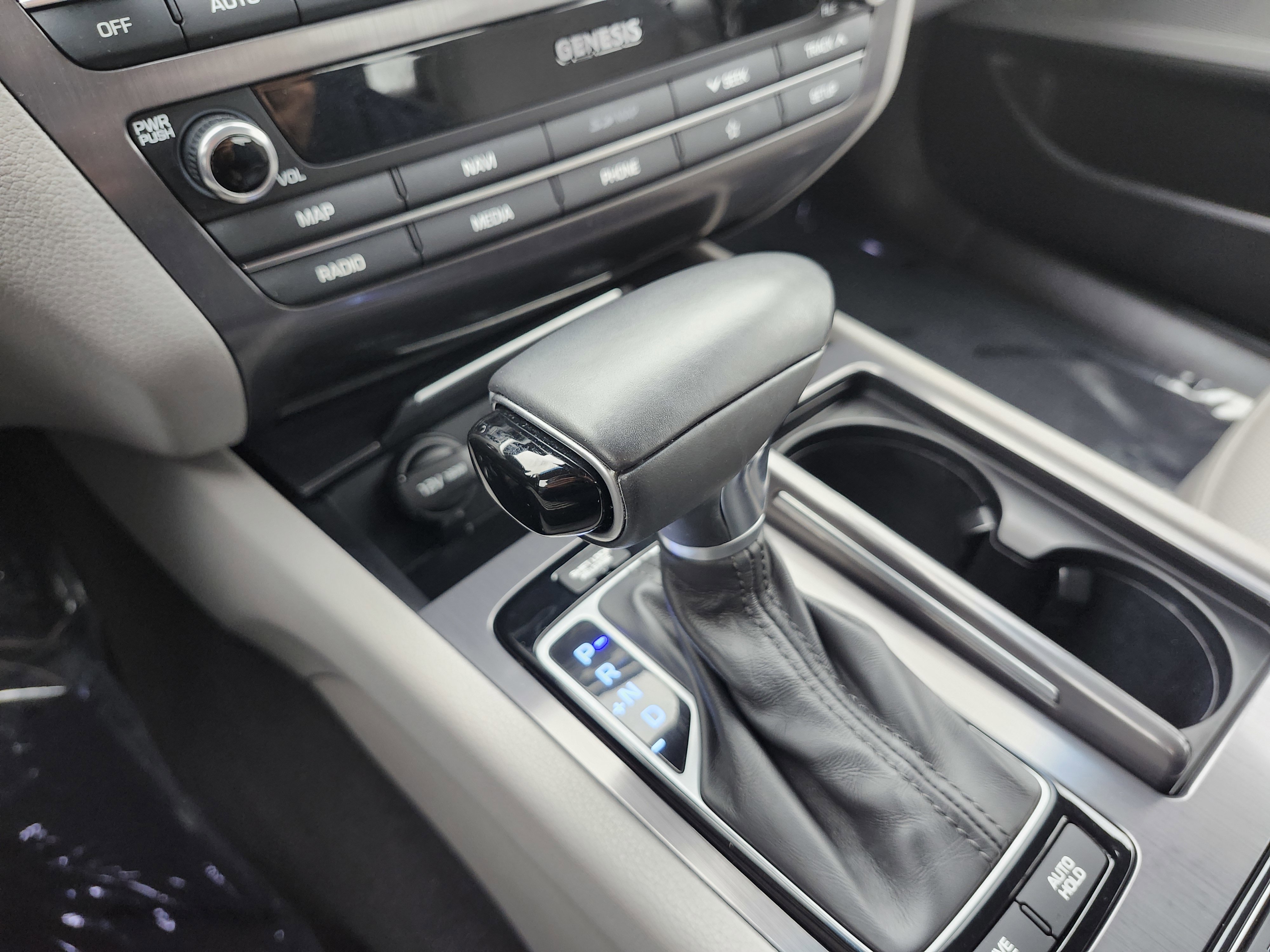 Used 2019 Genesis G80 3.8 image 36