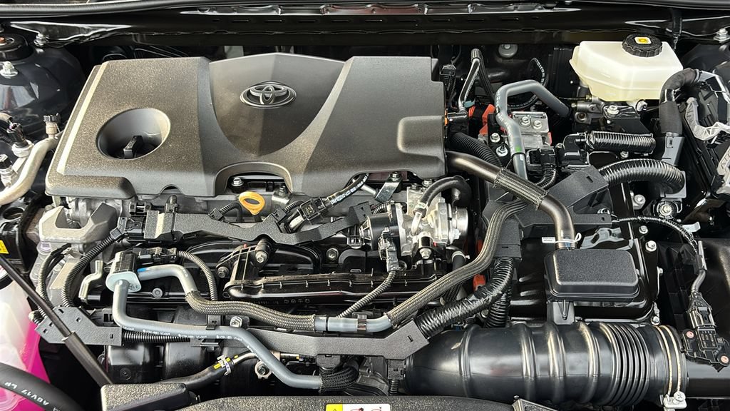 Used 2025 Toyota Camry SE FWD image 27