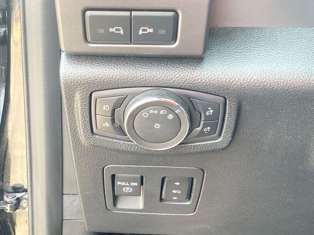 Used 2020 Ford F150 XLT w/ Equipment Group 302A Luxury AWD/4WD image 17