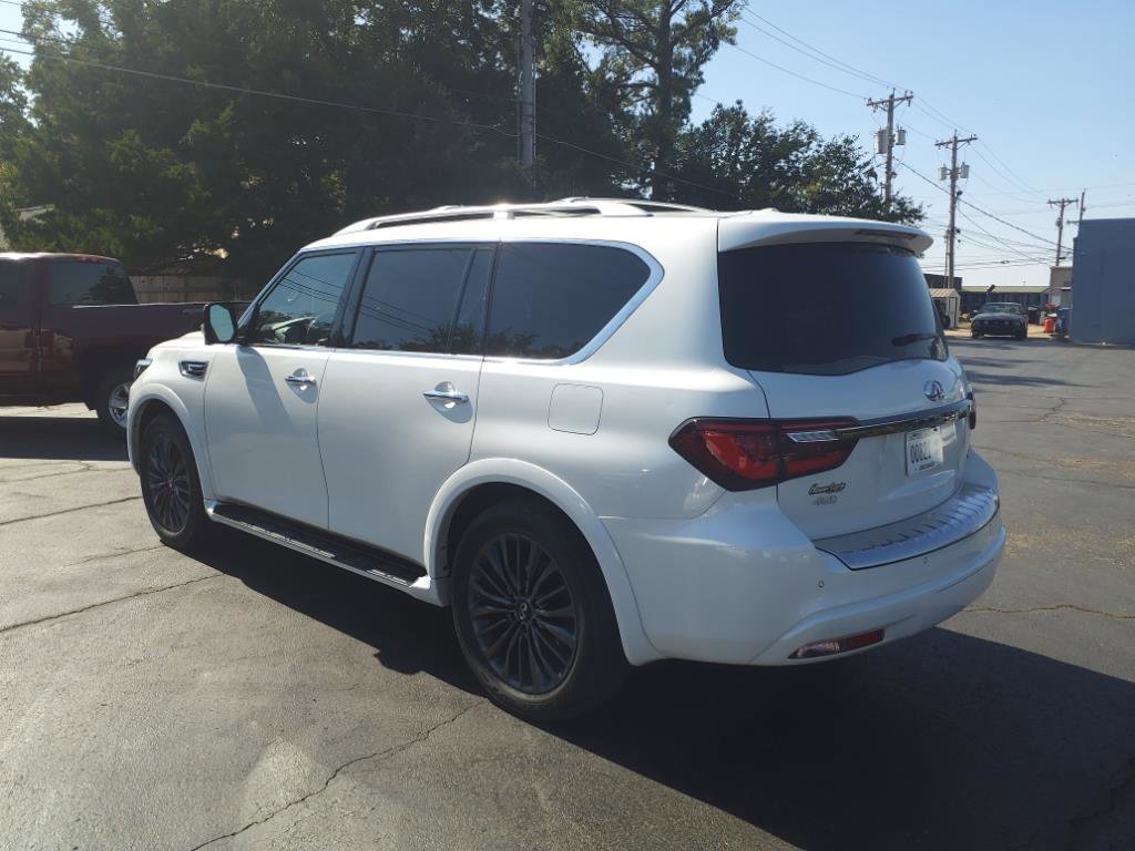 Used 2024 INFINITI QX80 Sensory image 4