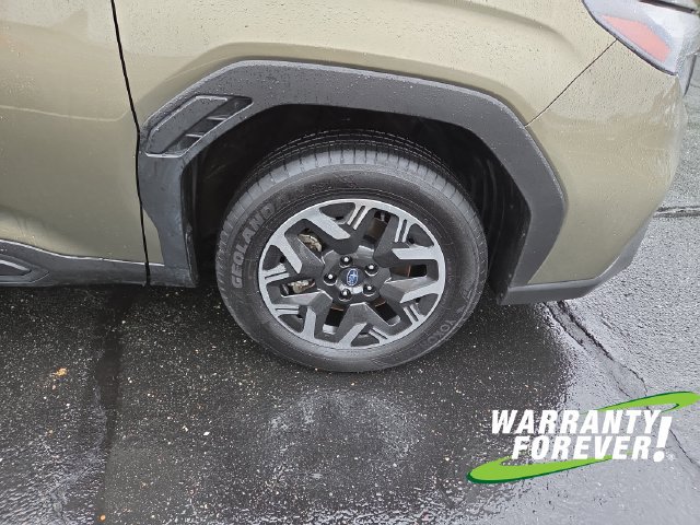 Used 2025 Subaru Forester Premium AWD/4WD image 20