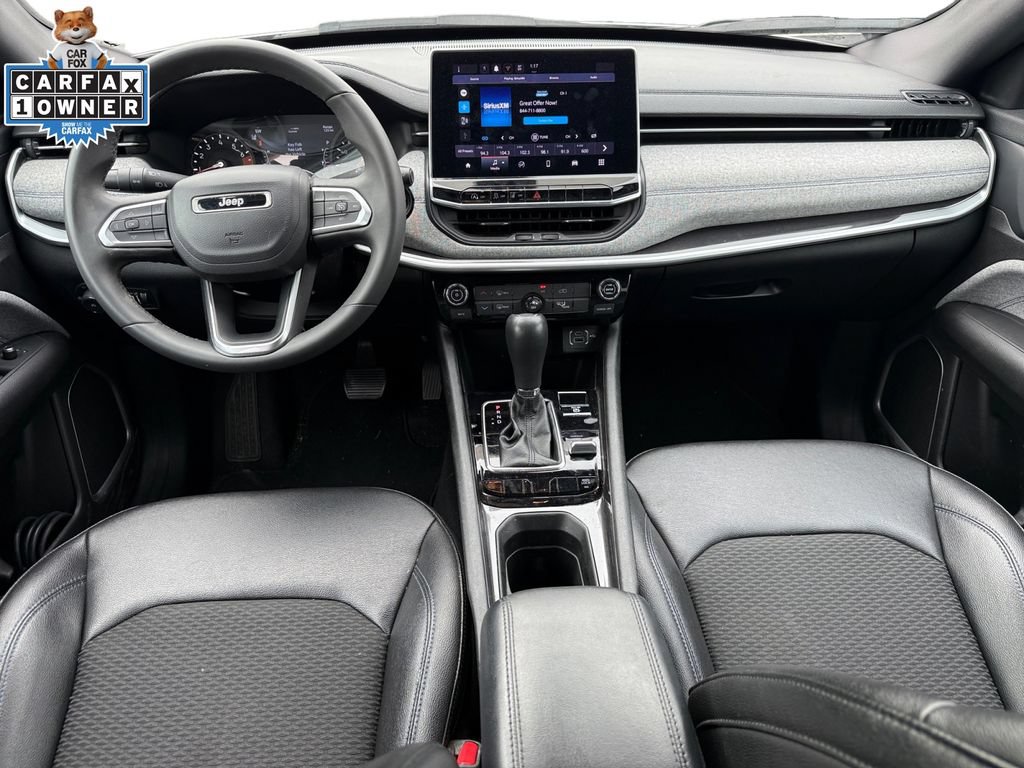 Used 2024 Jeep Compass Latitude AWD/4WD image 10