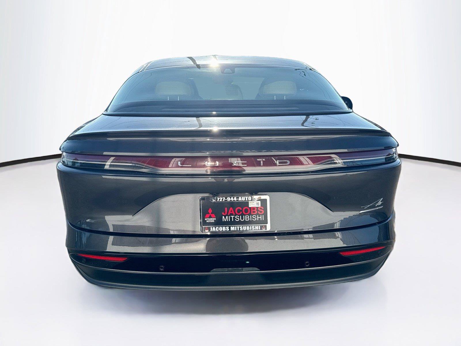 Used 2024 Lucid Air Touring AWD/4WD image 4