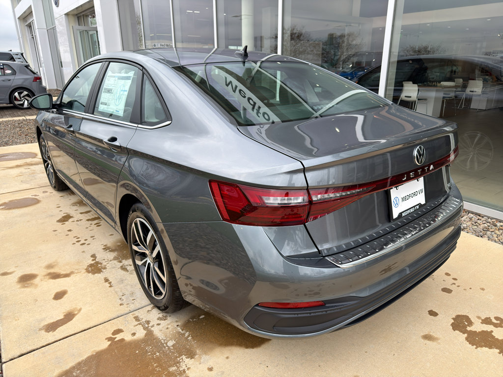 New 2026 Volkswagen Jetta SE image 7