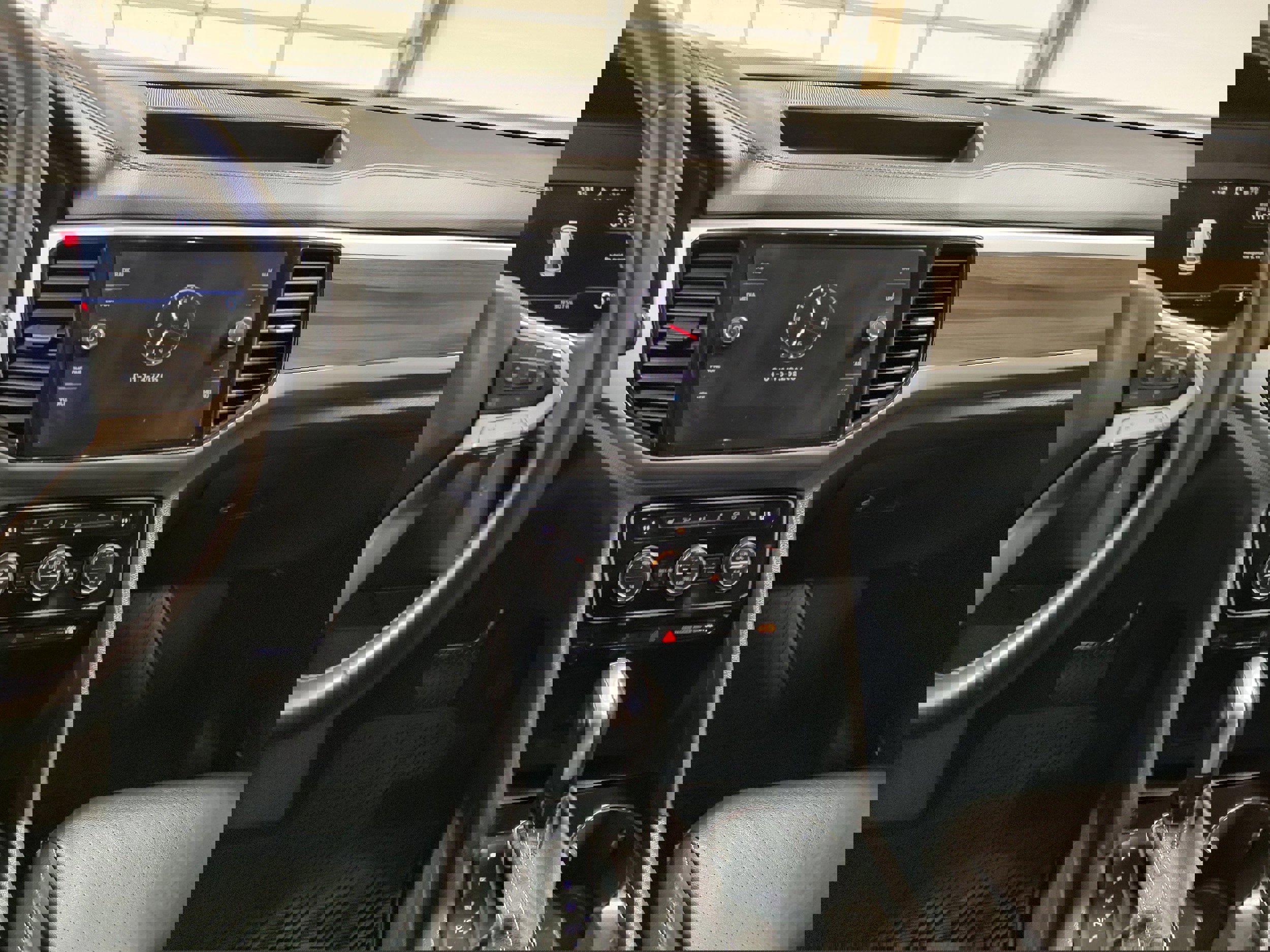 Used 2022 Volkswagen Atlas SEL image 7