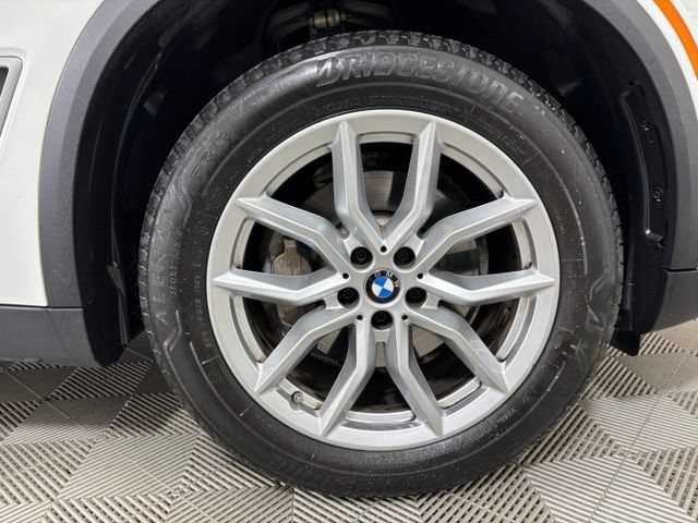 Used 2022 BMW X5 xDrive40i w/ Climate Comfort Package AWD/4WD image 22