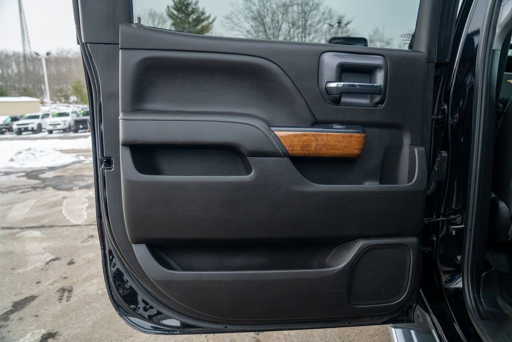 Used 2019 Chevrolet Silverado 2500 High Country w/ Duramax Plus Package image 20