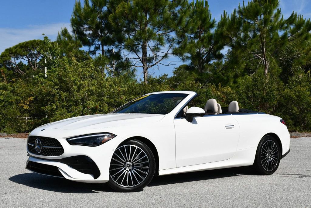 Used 2024 Mercedes-Benz CLE 450 4MATIC Cabriolet image 23
