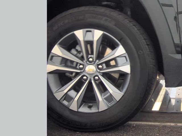 Used 2025 Chevrolet Equinox LT AWD/4WD image 20