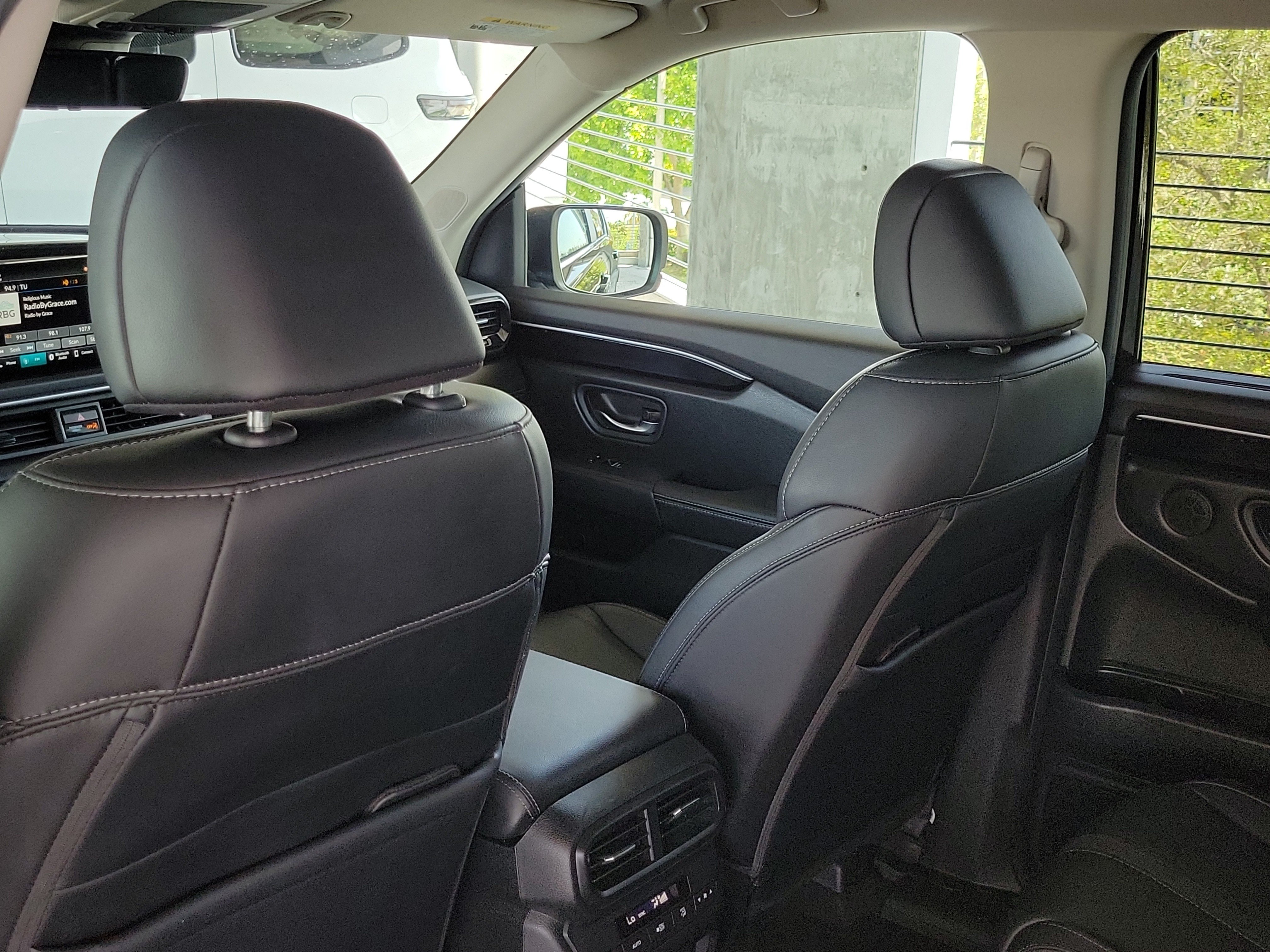 Used 2024 Honda Pilot EX-L image 11