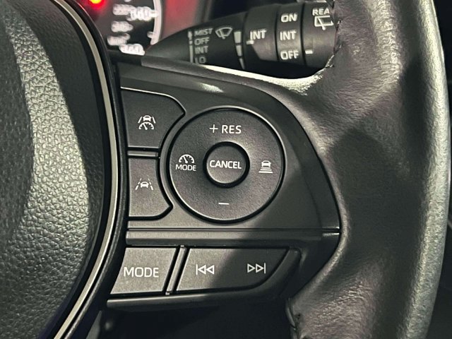 Used 2023 Toyota Corolla Cross LE w/ Moonroof Package AWD/4WD image 23